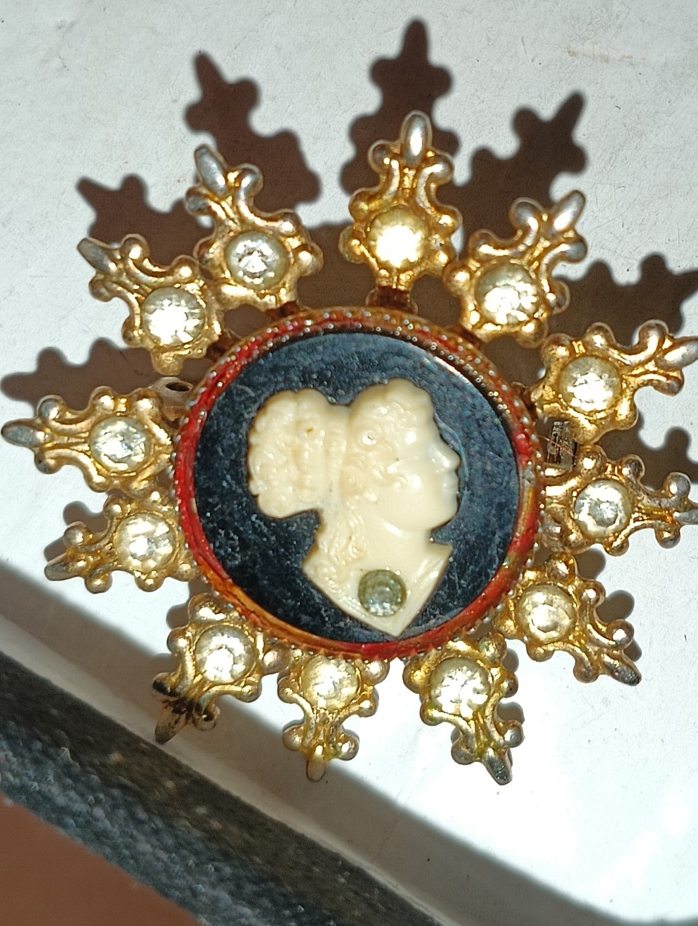 Vintage Cameo Sunburst Brooch - Gold Tone, Black & Ivory